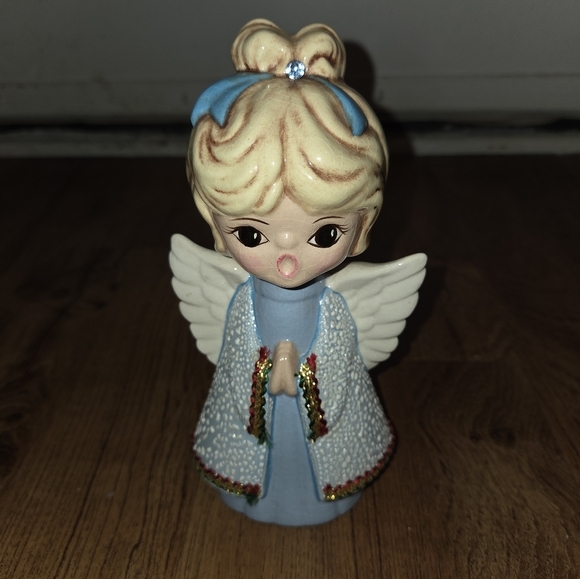 Vintage Hand Painted Christmas Angel - Picture 2 of 6